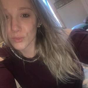 Meet your Posher, Ciera